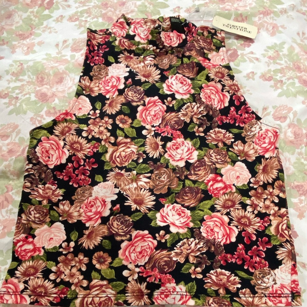 Fitted crop top
